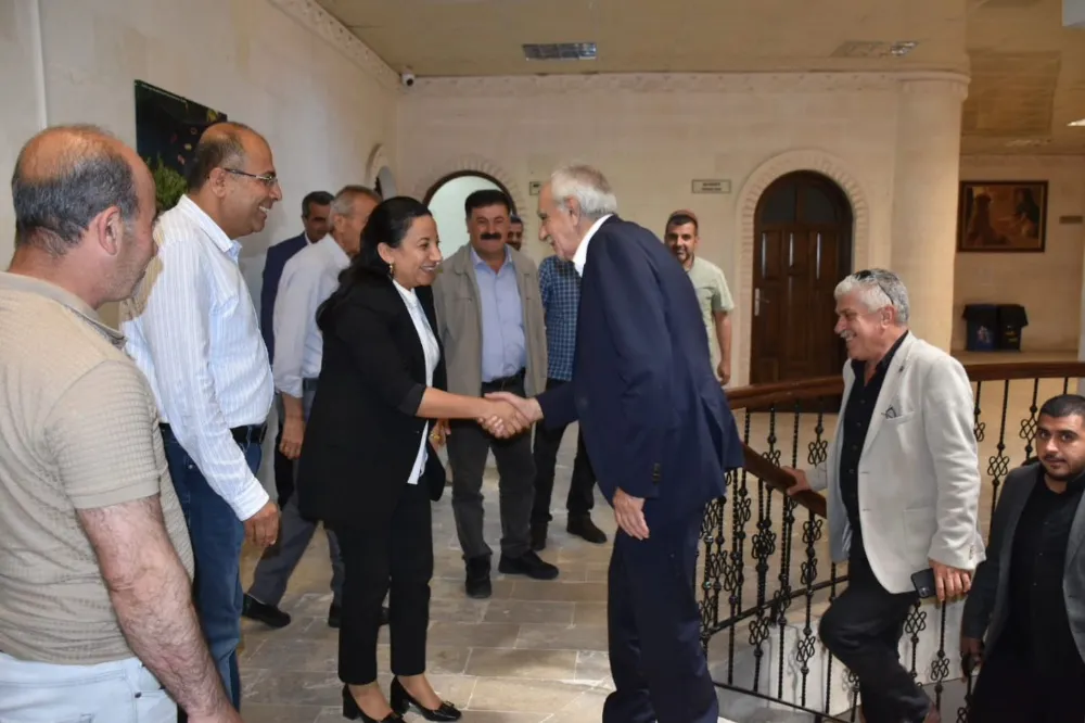Büyükşehir Belediye  Başkanı Türk’ten Nusaybin Belediyesi’ne Ziyaret